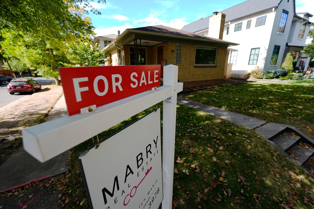 The sign of the house for sale